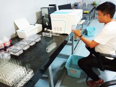 實驗室操作臺的使用與保養(yǎng)措施有哪些